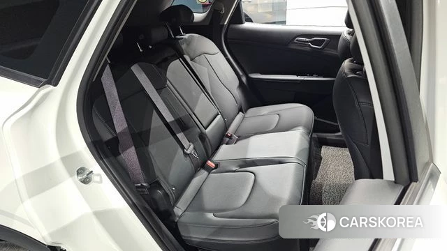 Kia Sportage 5th Generation Hybrid 2023 Белый из Кореи, фото 2