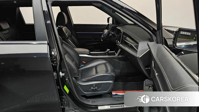 Ssangyong Torres 2022 Черный из Кореи, фото 2