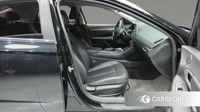 Hyundai Sonata (DN8) 2023 Черный из Кореи, фото 2
