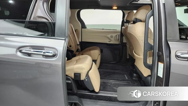 Toyota Sienna 4th Generation 2023 Серый из Кореи, фото 2