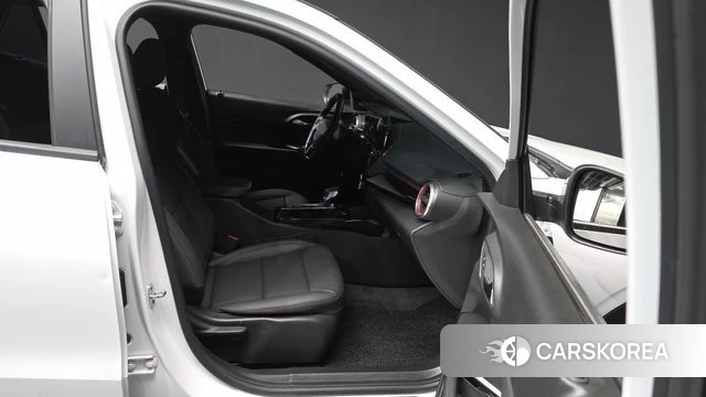 Chevrolet (GM Daewoo) Trax Crossover 2024 Белый из Кореи, фото 2