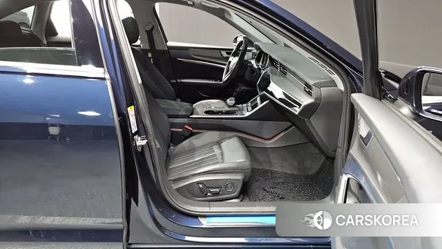 Audi A6 (C8) 2020 Синий из Кореи, фото 2