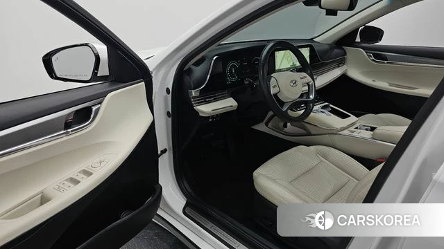 Hyundai The New Grandeur IG Hybrid 2021 Белый из Кореи, фото 2