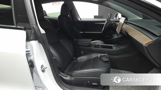 Tesla Model 3 2021 Белый из Кореи, фото 2