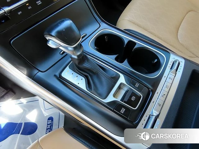 Kia Carnival 4th generation 2021 Белый из Кореи, фото 2