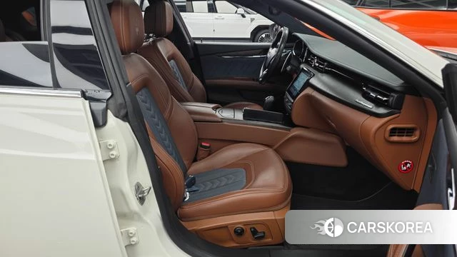 Maserati Quattroporte 2018 Белый из Кореи, фото 2