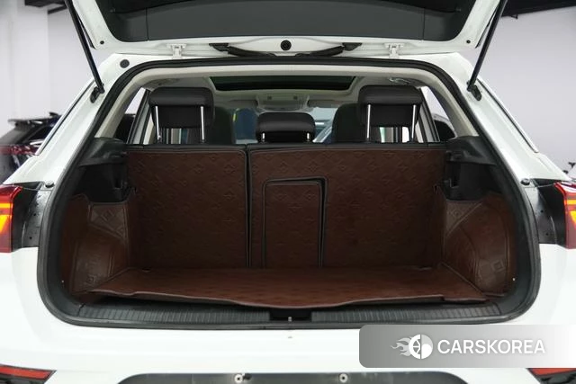 Volkswagen T-Roc 2021 Белый из Китая, фото 2