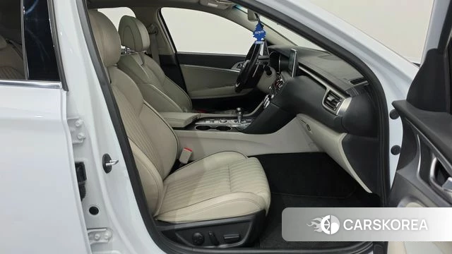 Genesis G70 2018 Белый из Кореи, фото 2