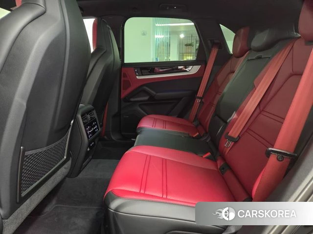 Porsche Cayenne (PO536) 2026 Черный из Кореи, фото 2