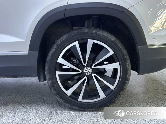 Volkswagen Tharu 2020 Белый из Китая, фото 2