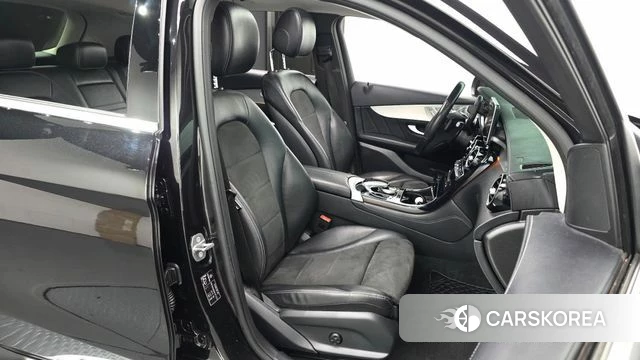 Mercedes-Benz GLC-Class X253 2019 Черный из Кореи, фото 2