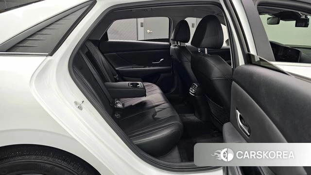 Hyundai Avante (CN7) 2022 Белый из Кореи, фото 2