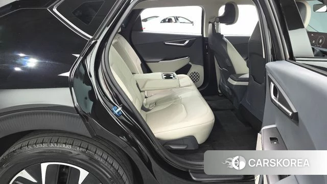 Kia EV6 2021 Черный из Кореи, фото 2