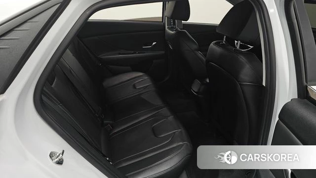 Hyundai Avante (CN7) 2021 Белый из Кореи, фото 2