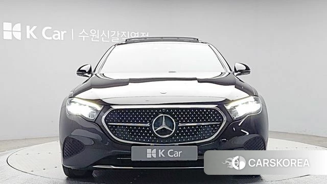 Mercedes-Benz E-Class W214 2025 Черный из Кореи, фото 2