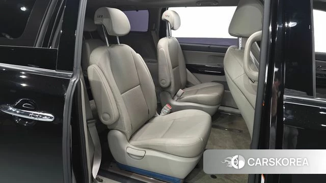 Kia The New Carnival 2018 Черный из Кореи, фото 2