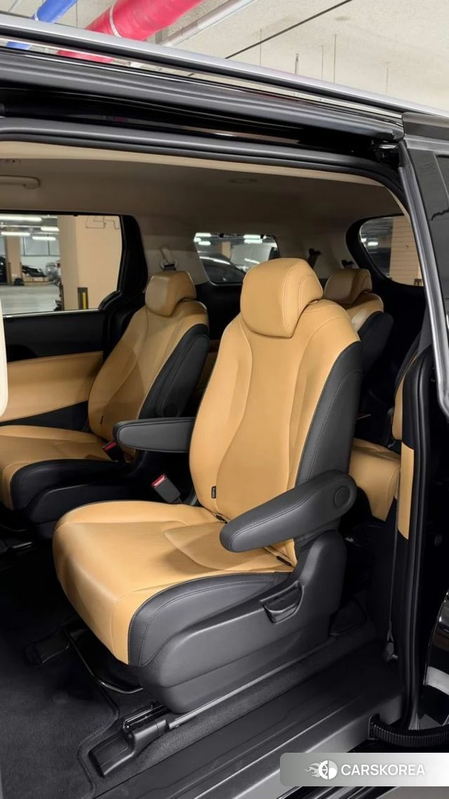 Kia Carnival 4th generation 2023 Черный из Кореи, фото 2