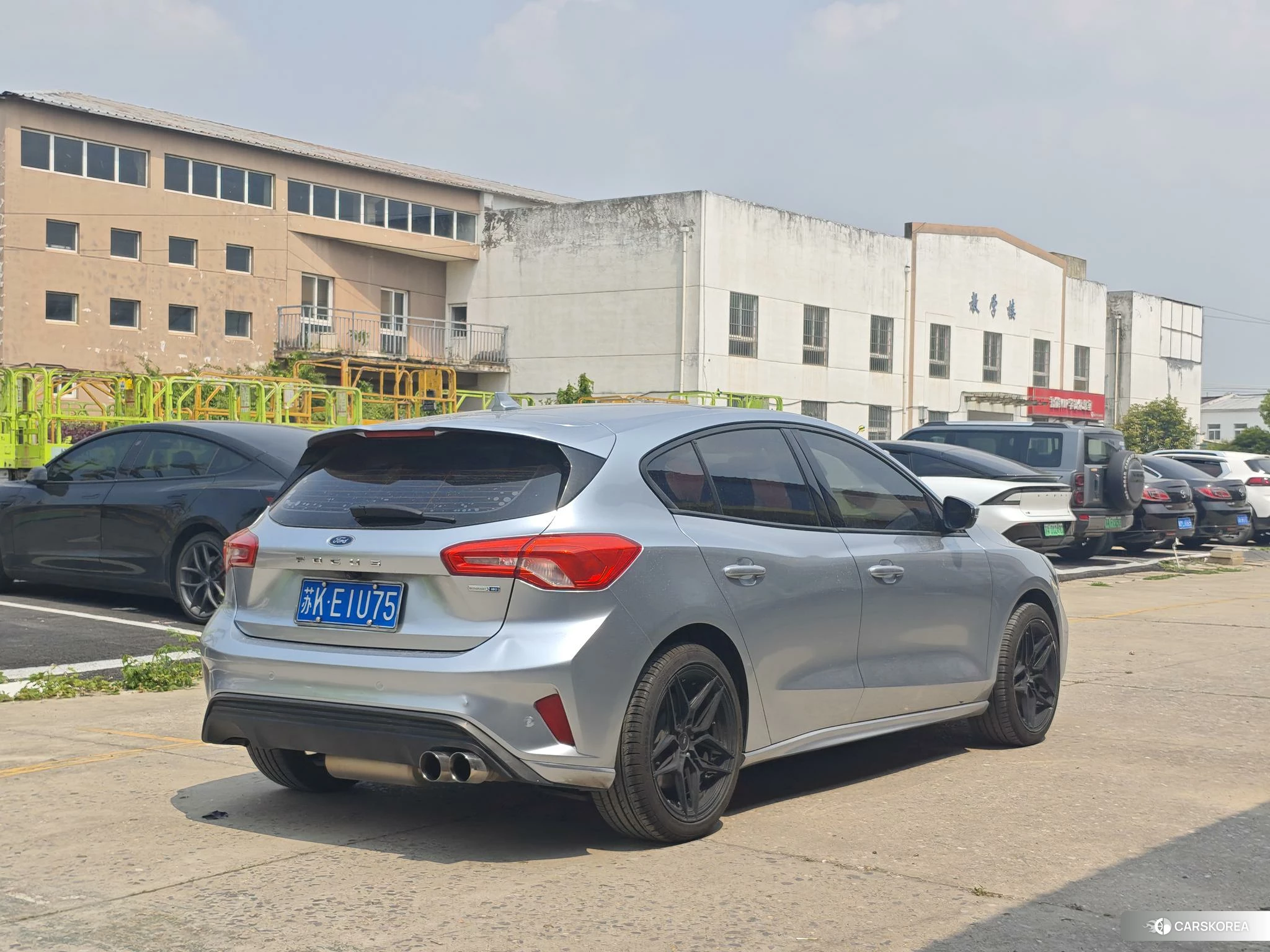 Ford Focus 2020 Серебристо-серый из Китая, фото 2