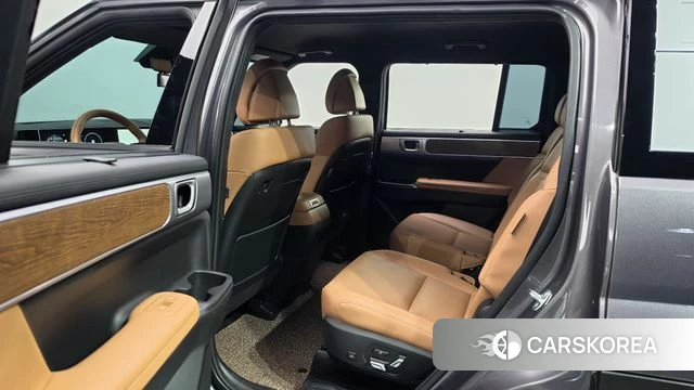 Hyundai Santa Fe (MX5) 2023 Серый из Кореи, фото 2