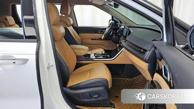 Kia Carnival 4th generation 2023 Белый из Кореи, фото 2