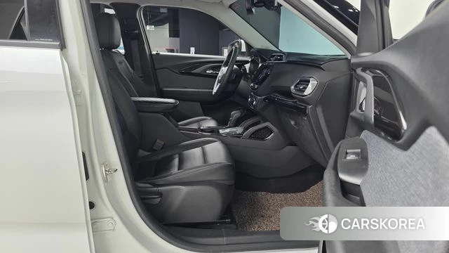 Chevrolet (GM Daewoo) Trailblazer 2021 Белый из Кореи, фото 2