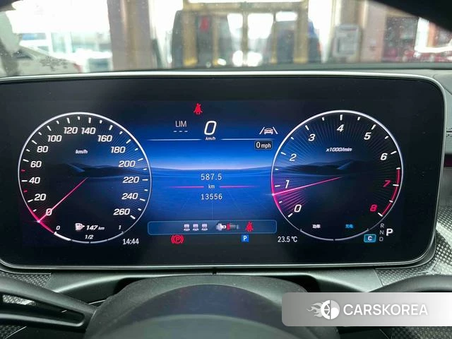 Mercedes-Benz C-class 2024 Белый из Китая, фото 2