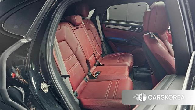 Porsche Cayenne (PO536) 2022 Черный из Кореи, фото 2