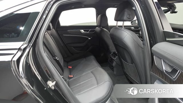 Audi A6 (C8) 2022 Черный из Кореи, фото 2