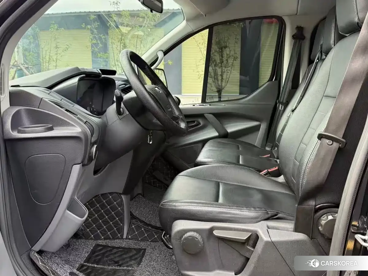 Ford Transit 2022 Черный из Китая, фото 2