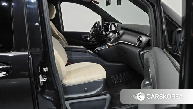 Mercedes-Benz V-Class 2021 Черный из Кореи, фото 2