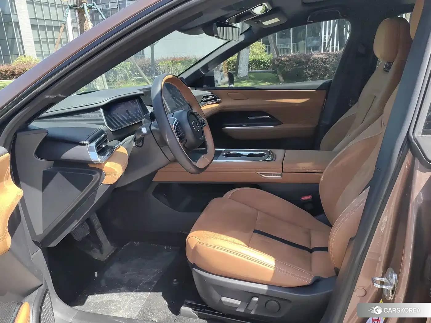 Mazda EZ-6 2025 Champagne/brown из Китая, фото 2