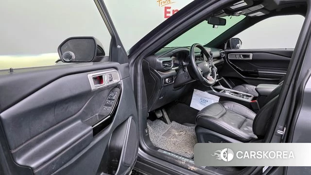 Ford Explorer 6th Generation 2023 Серый из Кореи, фото 2