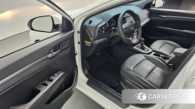 Hyundai The New Avante AD 2019 Белый из Кореи, фото 2