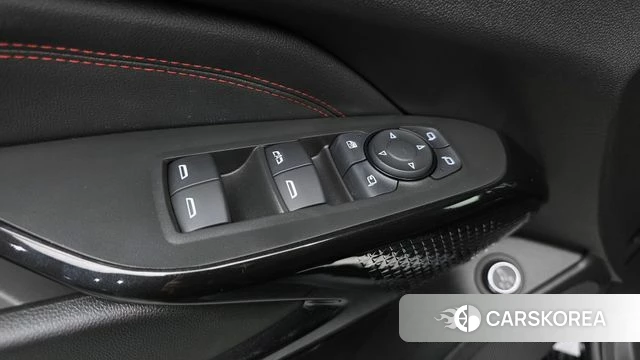 Chevrolet (GM Daewoo) Trax Crossover 2023 Черный из Кореи, фото 2