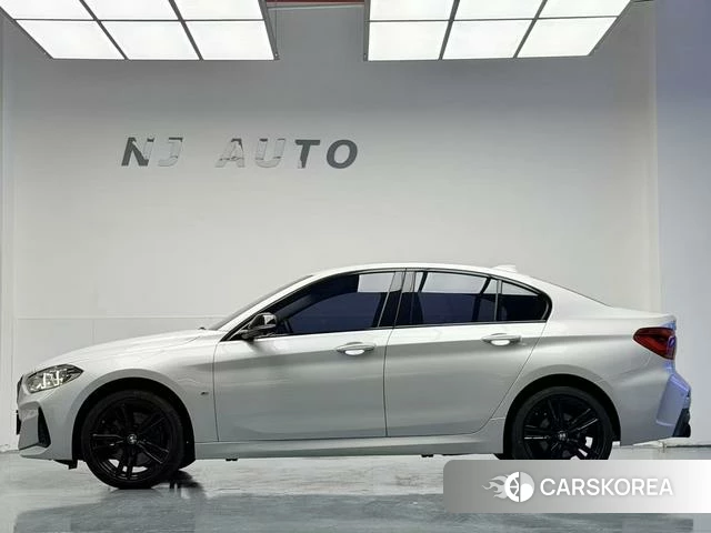 BMW 1 series 2023 Белый из Китая, фото 2