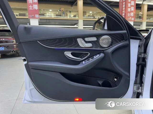 Mercedes-Benz C-class 2021 Белый из Китая, фото 2