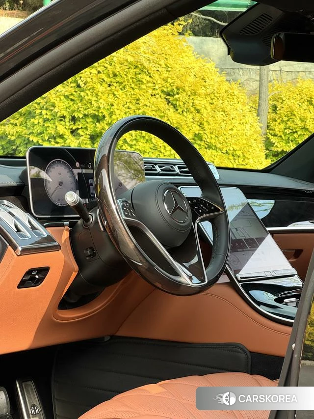 Mercedes-Benz Maybach S-Class 2025 Черный из Китая, фото 2