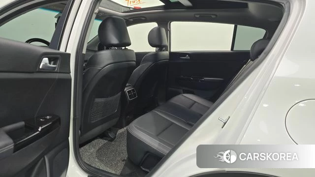 Kia Sportage 4th Generation 2018 Белый из Кореи, фото 2