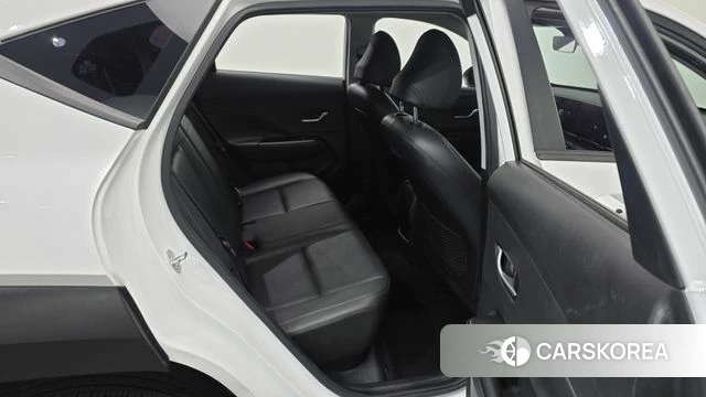Hyundai Kona (SX2) 2023 Белый из Кореи, фото 2