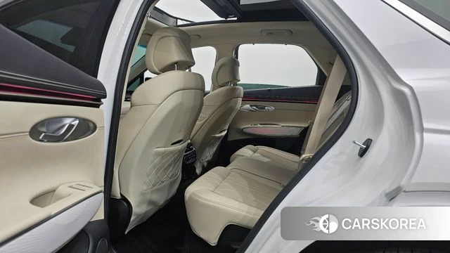 Genesis GV70 2024 Белый из Кореи, фото 2
