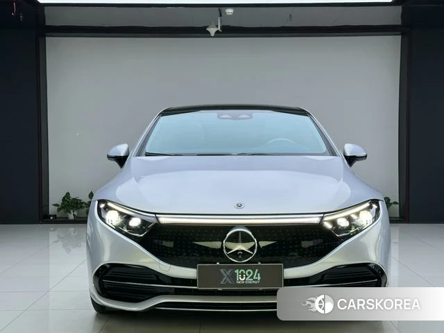 Mercedes-Benz EQS 2022 Серебристо-серый из Китая, фото 2