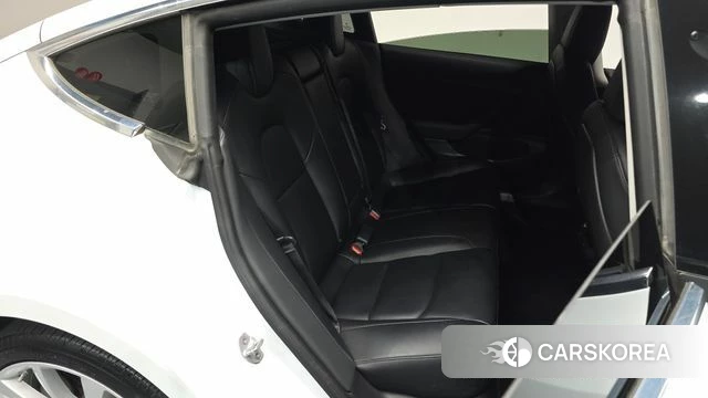 Tesla Model 3 2020 Белый из Кореи, фото 2