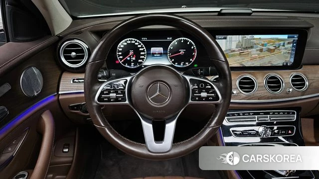 Mercedes-Benz E-Class W213 2019 Белый из Кореи, фото 2