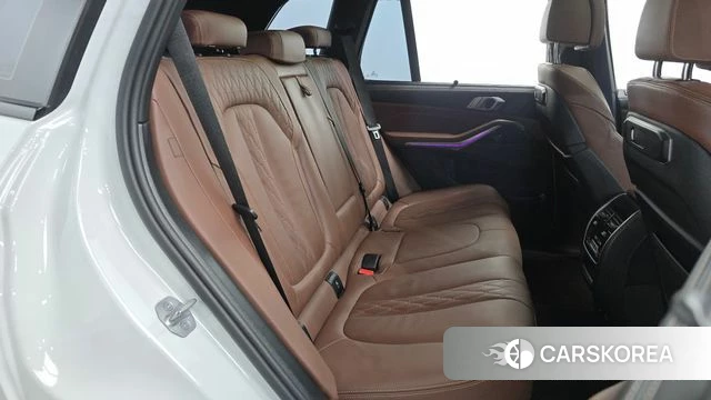 BMW X5 (G05) 2024 Белый из Кореи, фото 2