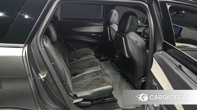 Peugeot 5008 second generation 2019 Серый из Кореи, фото 2