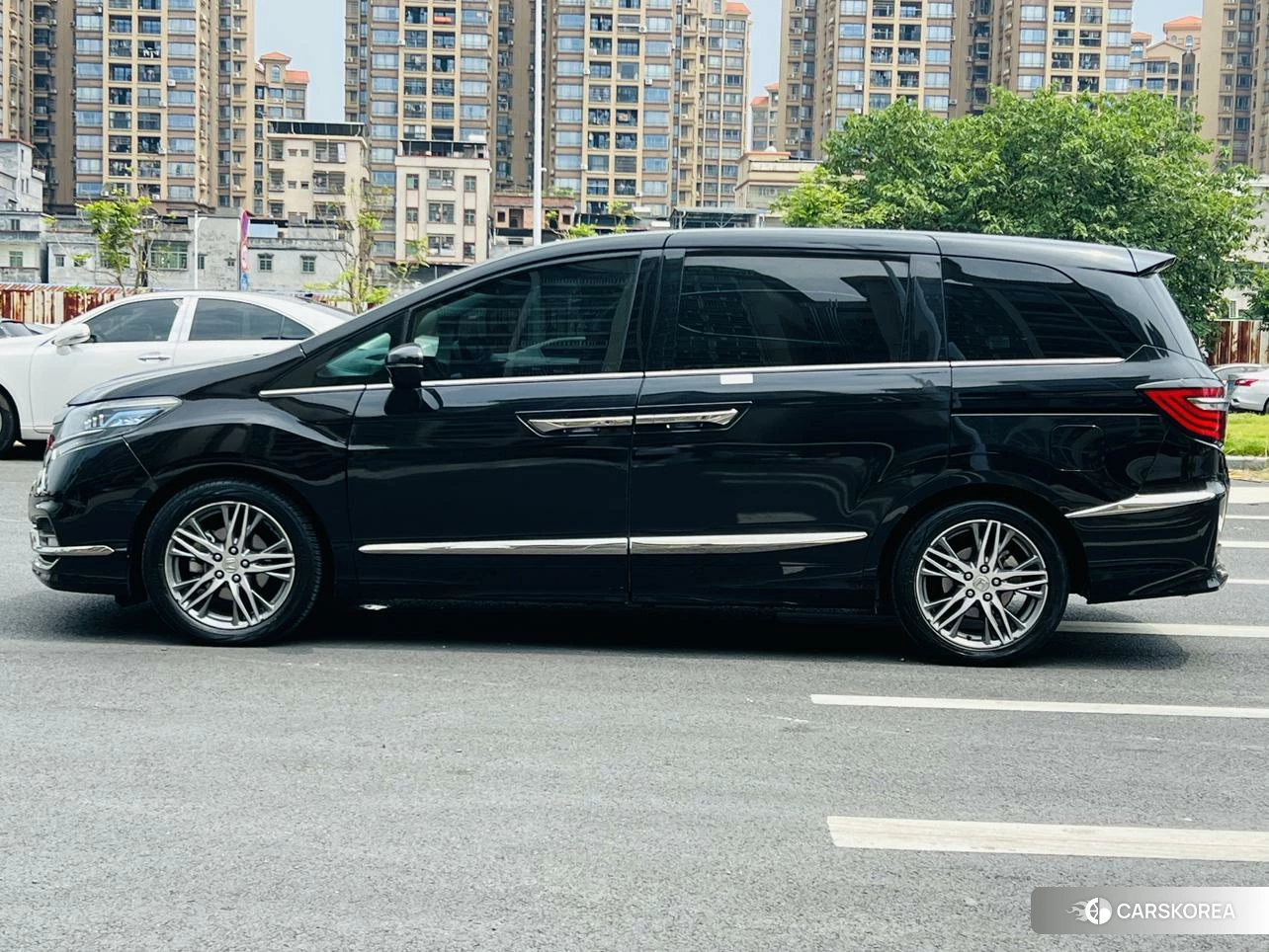 Honda Elysion 2019 Черный из Китая, фото 2