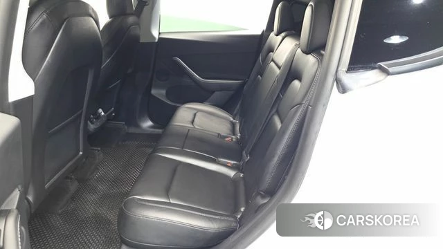 Tesla Model Y 2022 Белый из Кореи, фото 2