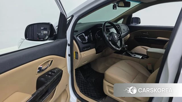 Kia The New Carnival 2019 Белый из Кореи, фото 2