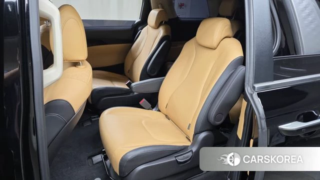 Kia Carnival 4th generation 2022 Черный из Кореи, фото 2