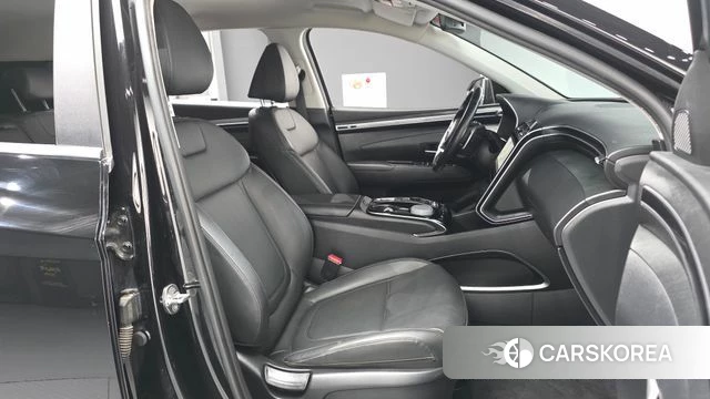 Hyundai Tucson (NX4) 2022 Черный из Кореи, фото 2